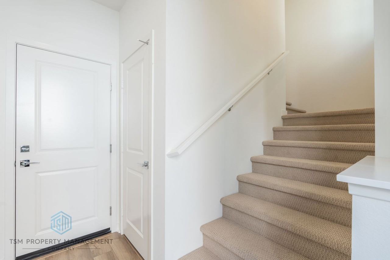 12784 Bolsa Dr - Photo 3 of 16