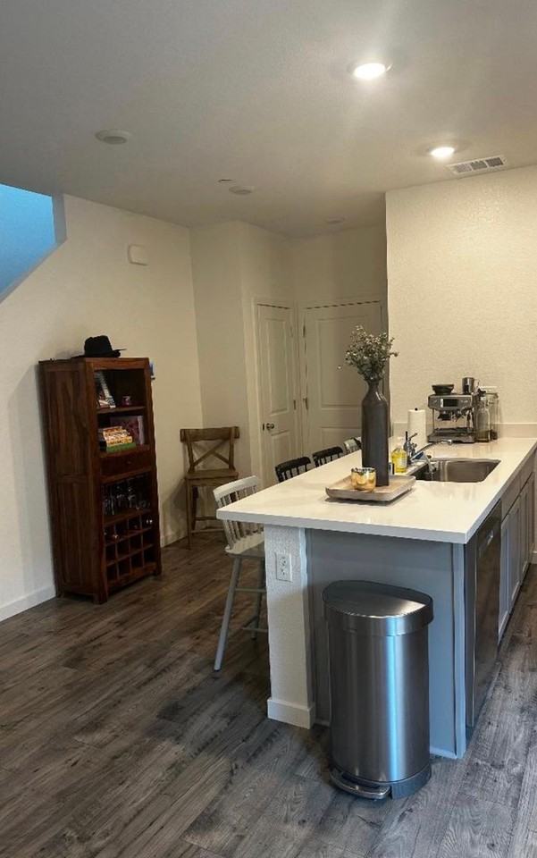5072 Molino Cir - Photo 7 of 33
