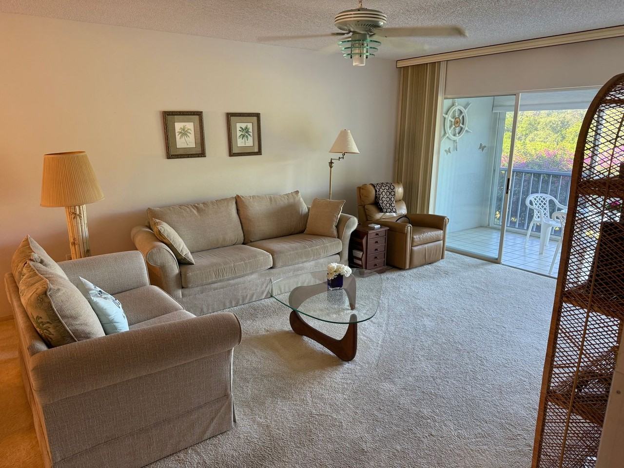 614 Estuary Dr - Photo 4 of 10