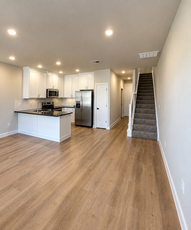 612 W 2nd St #100 - Photo 3 of 9