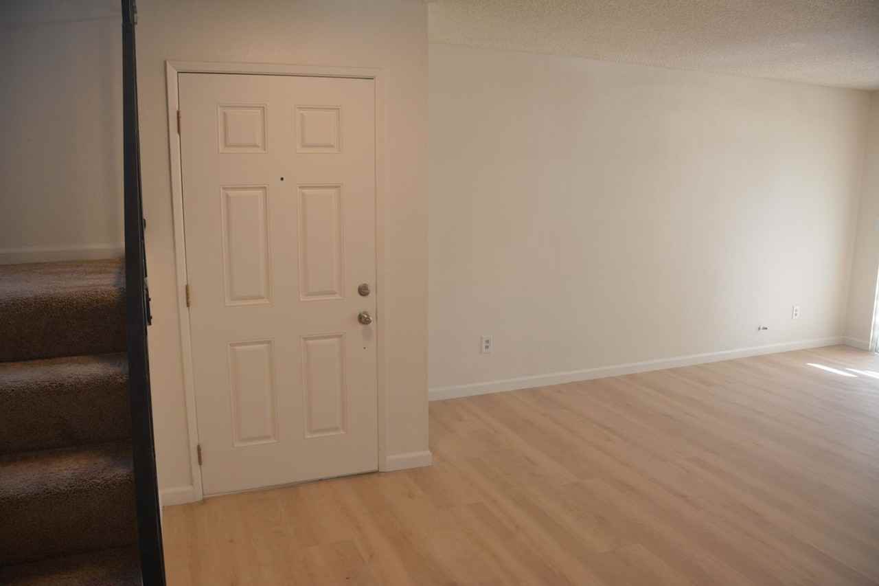3221 Madrone St - Photo 3 of 30