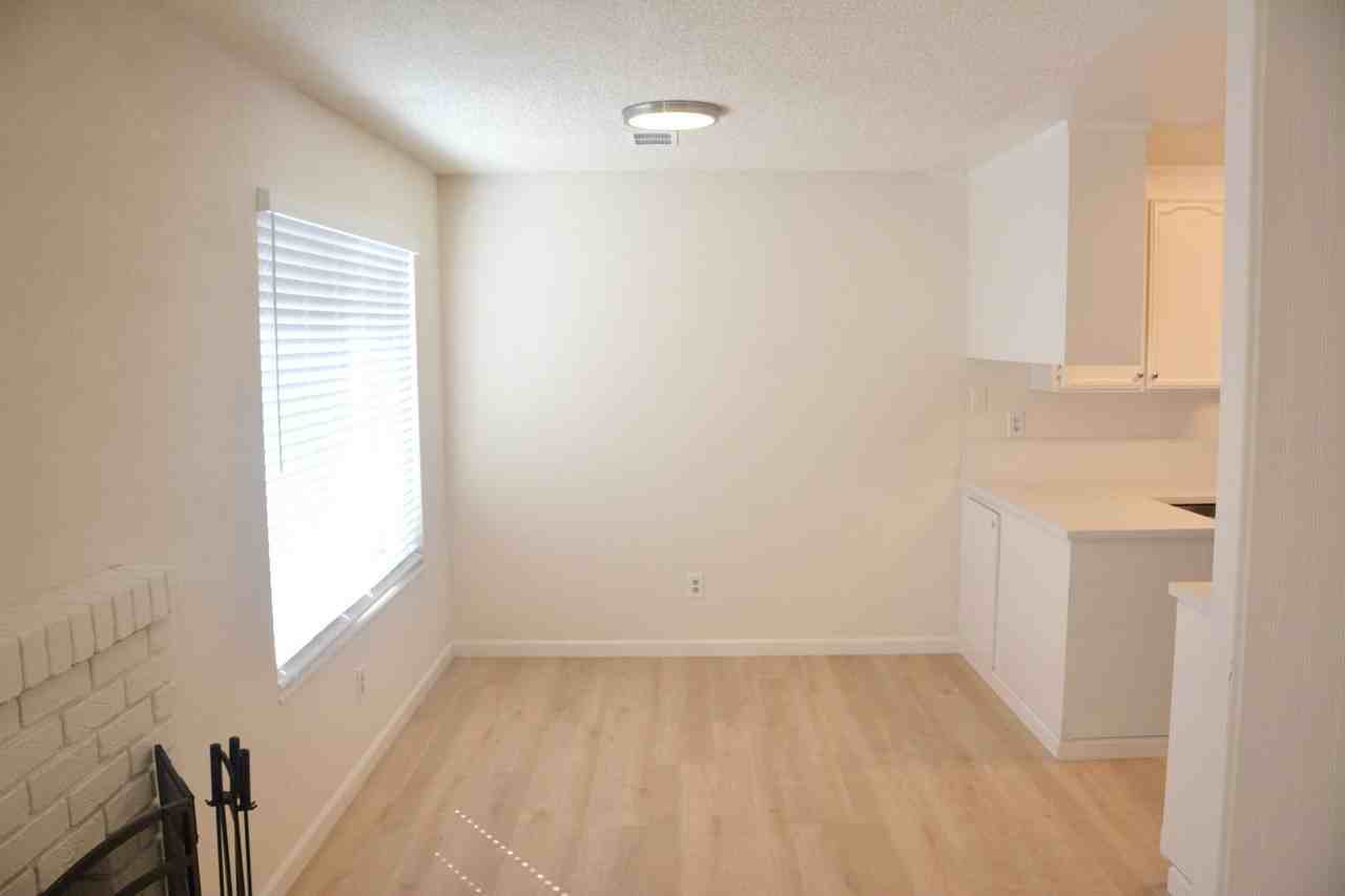 3221 Madrone St - Photo 6 of 30