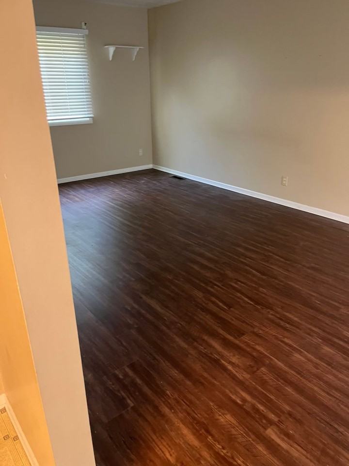 15229 Jefferson St - Photo 6 of 15