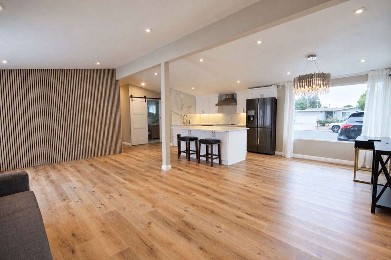 660 Beach St - Photo 7 of 30