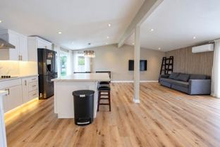 660 Beach St - Photo 1 of 1