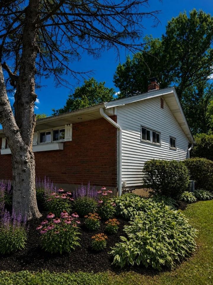 40 Tally Ho Dr - Photo 2 of 30