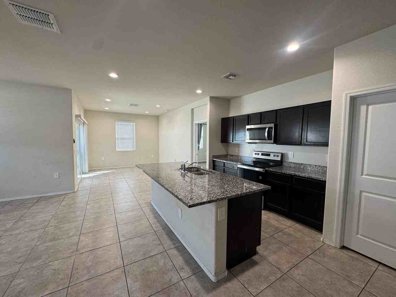 18351 W Artemisa Ave - Photo 2 of 19