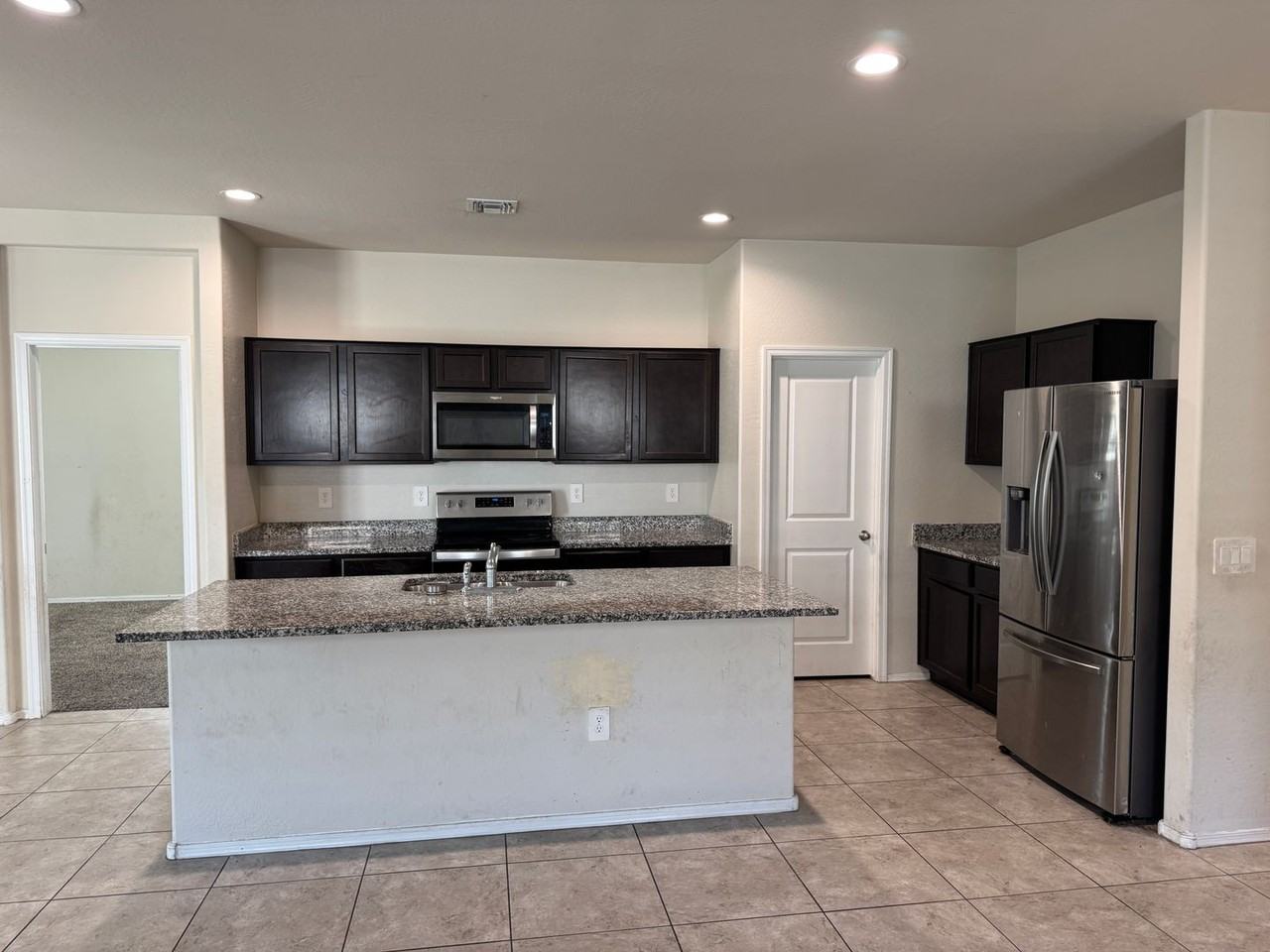 18351 W Artemisa Ave - Photo 3 of 19