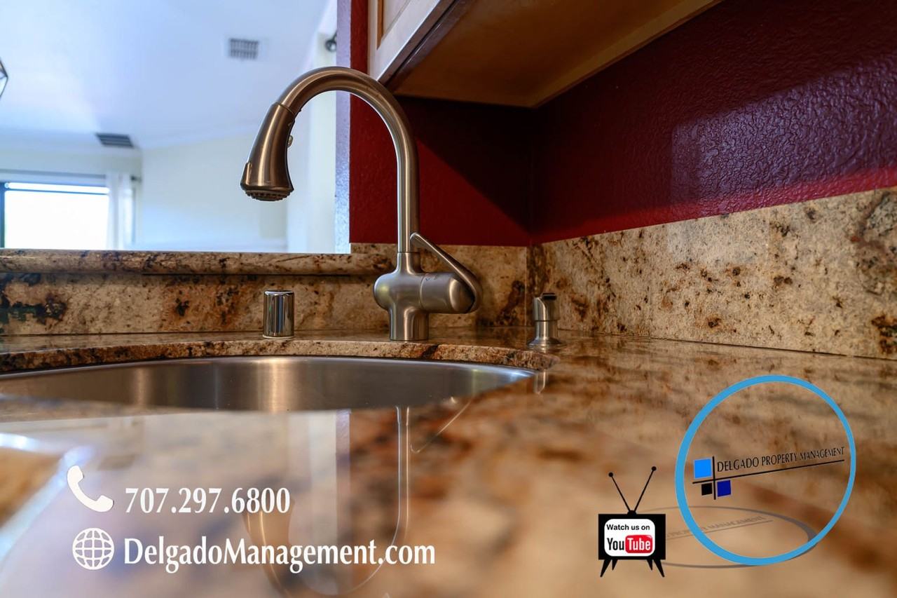 1321 S Villa Way - Photo 6 of 29