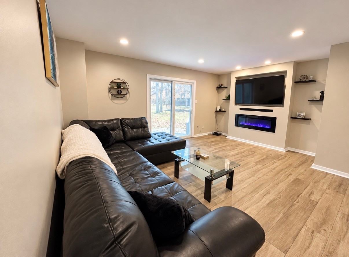 509 Jaeger Ct #1 - Photo 3 of 10