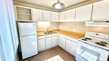 featured image of 2321 S Race St
