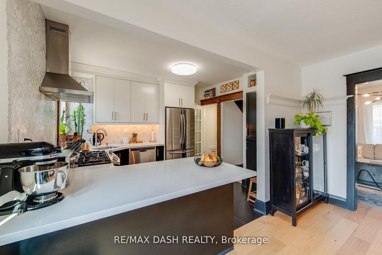 74 Oak Park Avenue - Photo 6 of 21