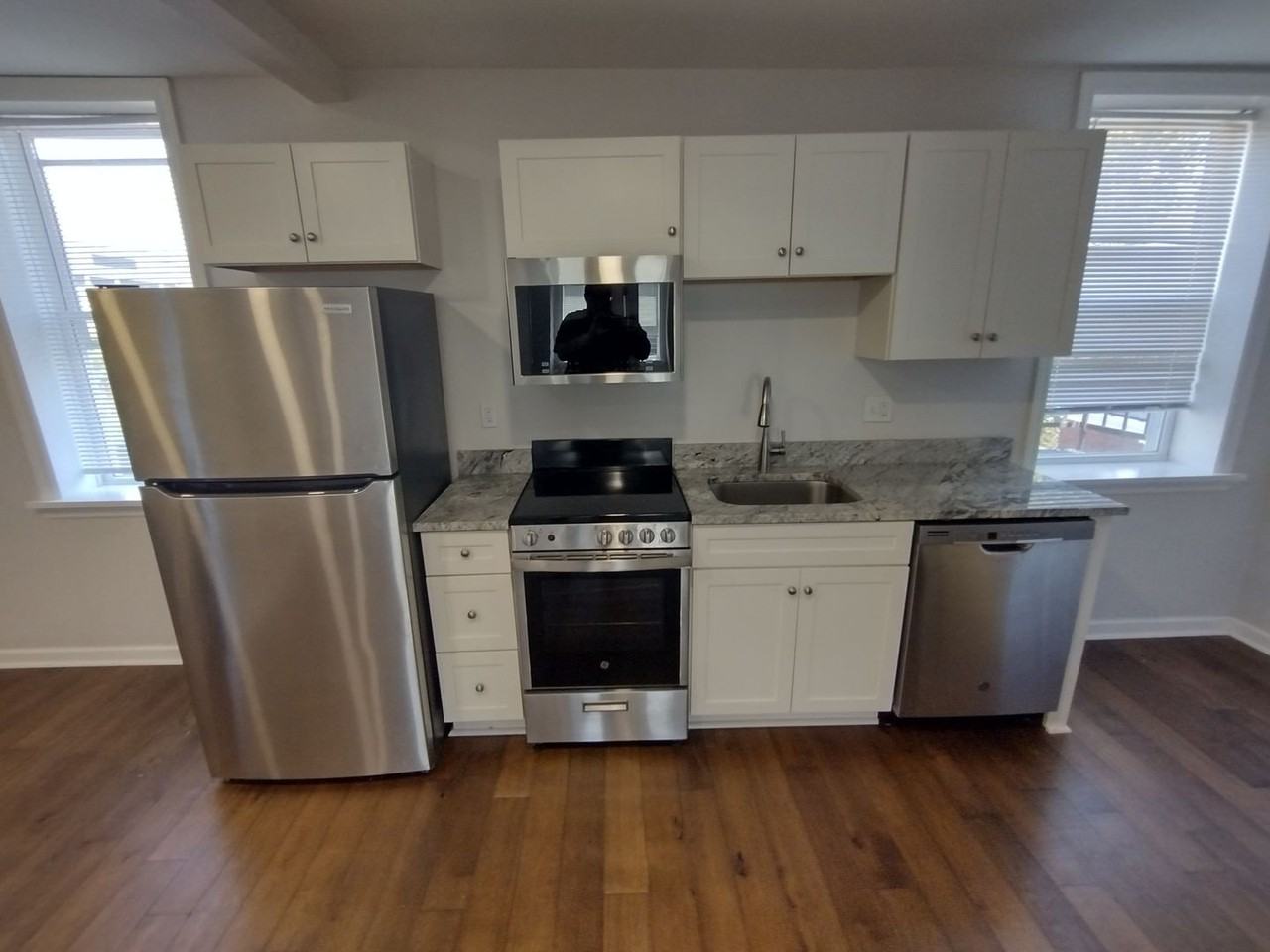 257 Atwood St - Photo 2 of 7