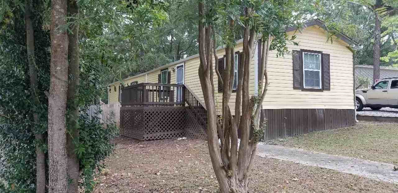 169 Brentwood Ln - Photo 2 of 46