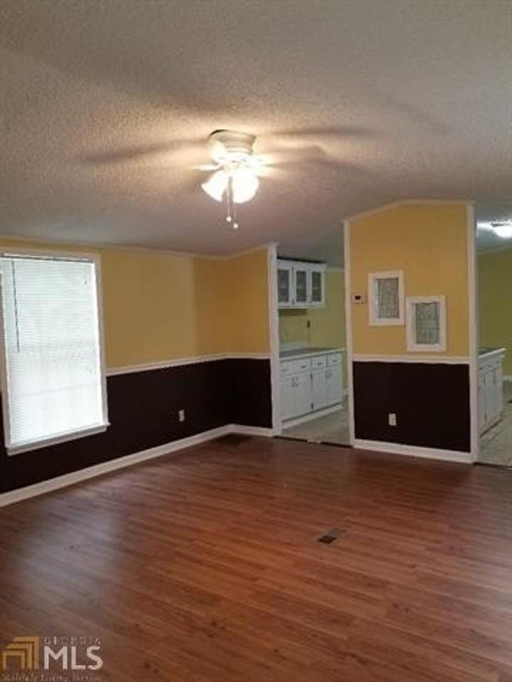 169 Brentwood Ln - Photo 3 of 46