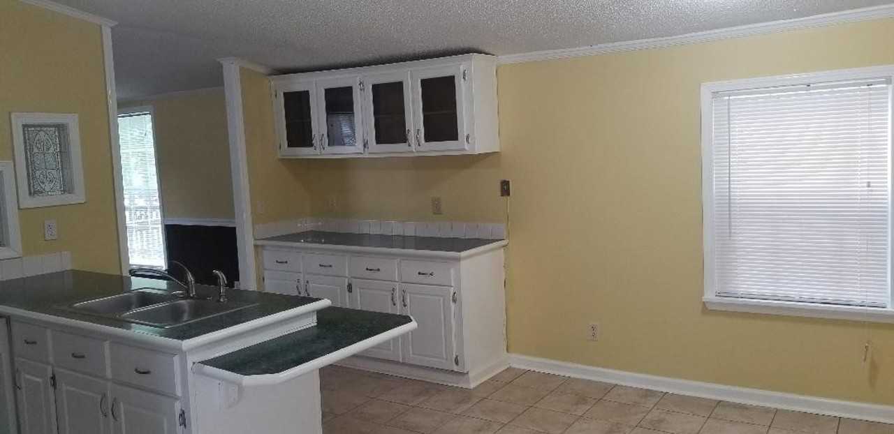 169 Brentwood Ln - Photo 5 of 46