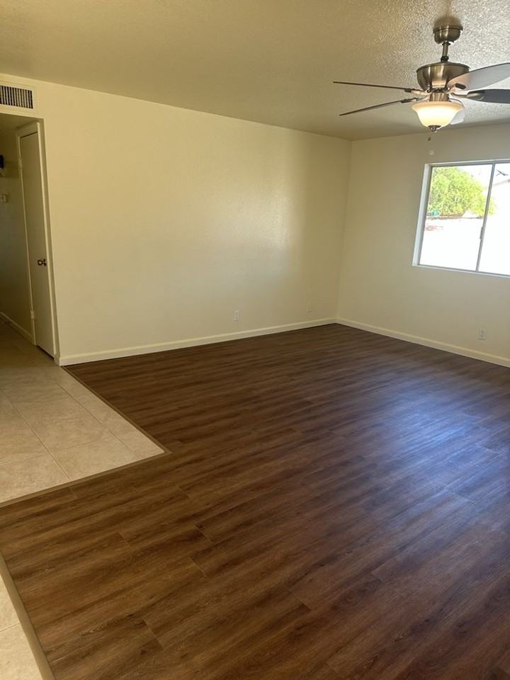 219 Jade Ln - Photo 5 of 27