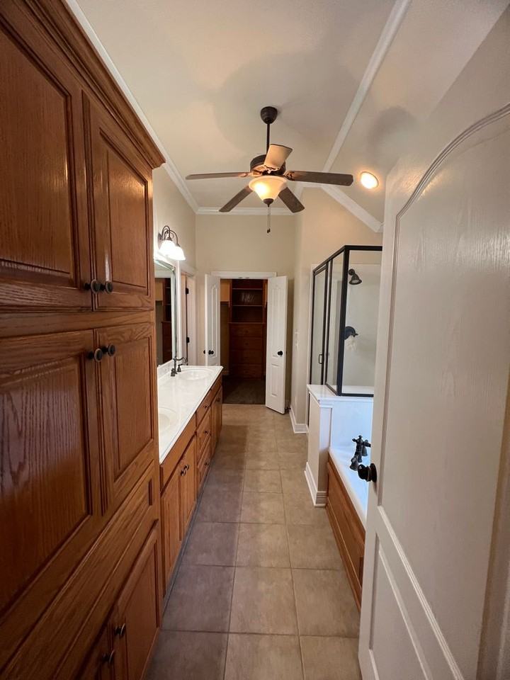 502 Brunswick Gdns - Photo 3 of 23