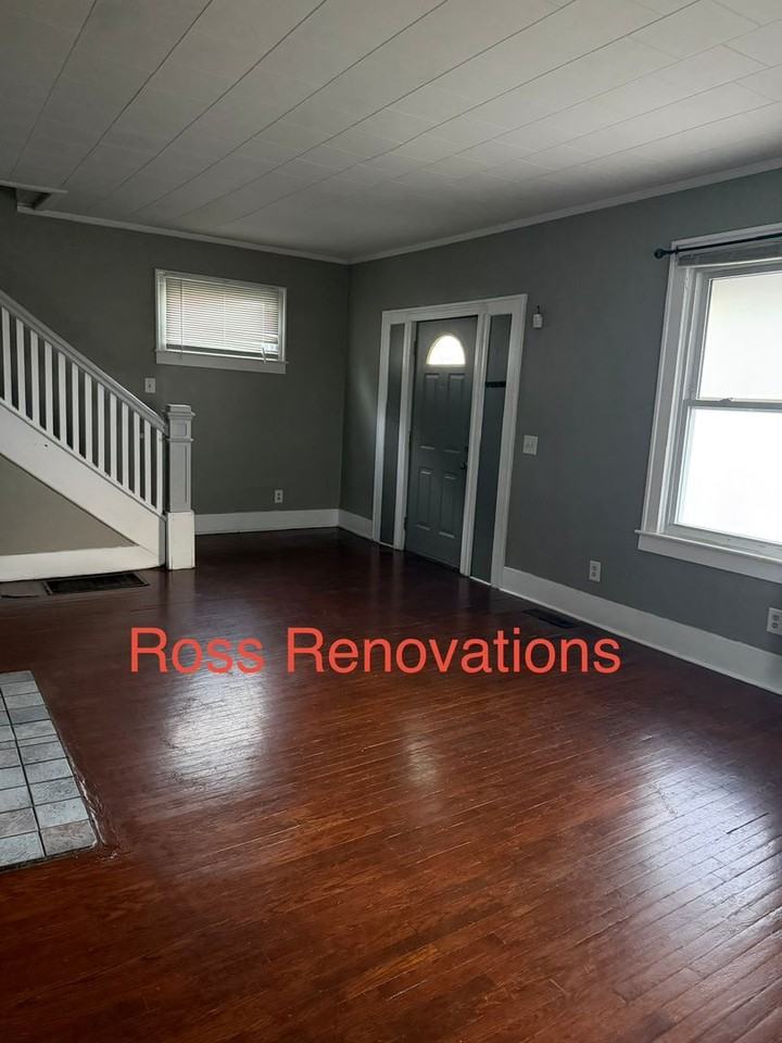 1231 24th St - Photo 2 of 11