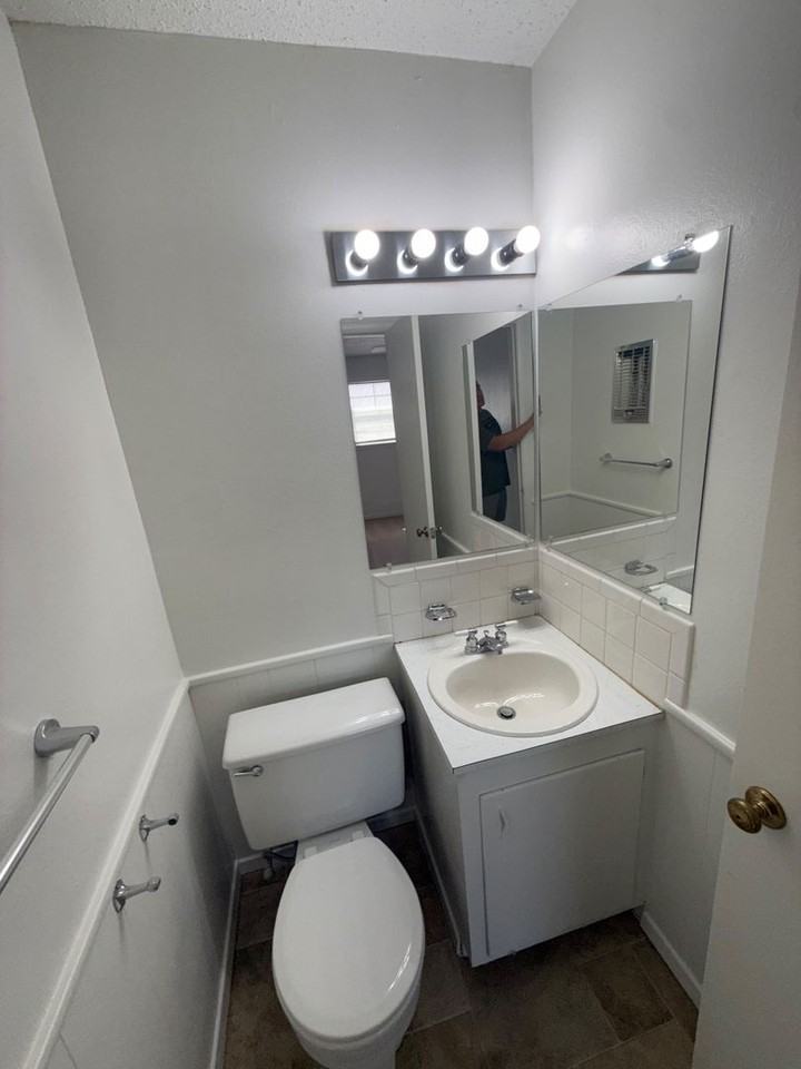 621 Sw Arbuckle Ave - Photo 4 of 18