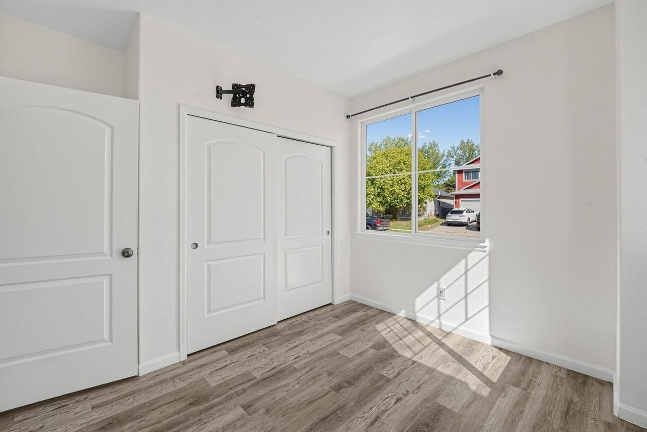 1657 Dyer Loop - Photo 7 of 28