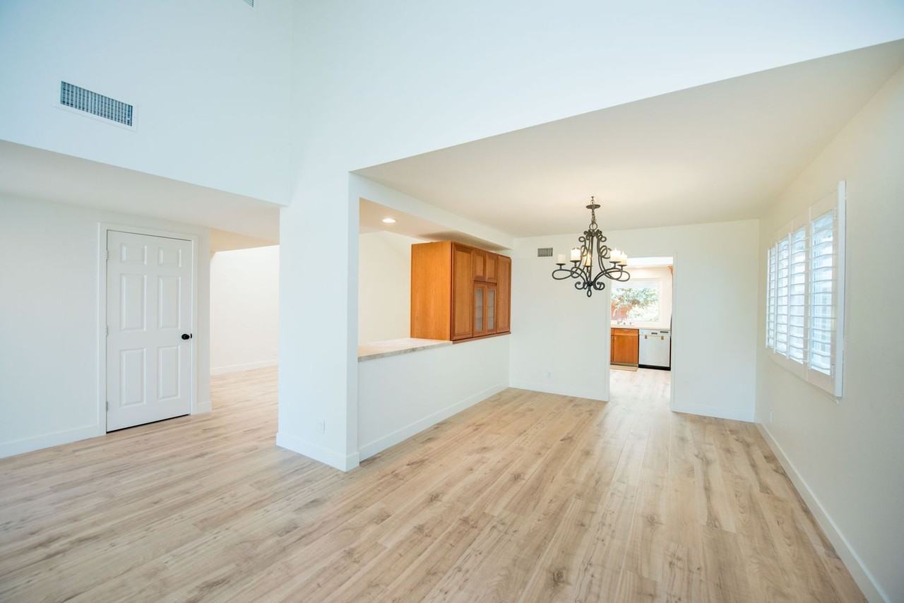 2788 Bluebird Cir - Photo 5 of 45