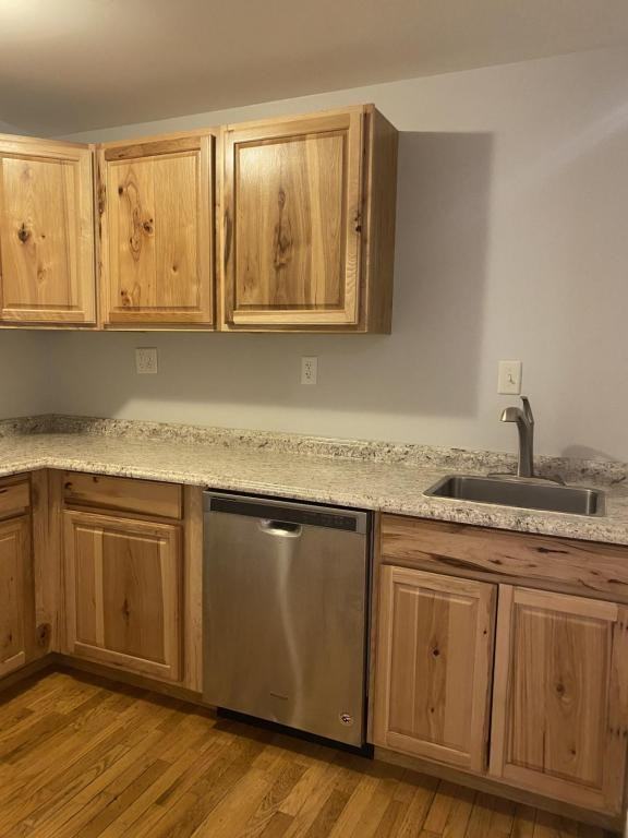 4270 Lake St - Photo 6 of 11