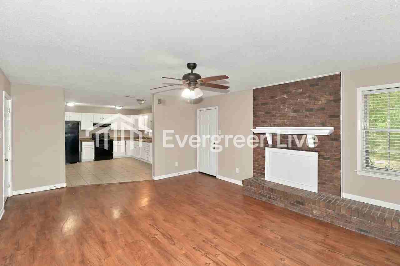 3066 Blackwell Cv - Photo 4 of 15