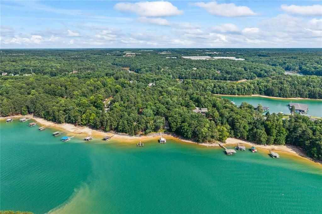 6576 Yacht Club Rd - Photo 3 of 50