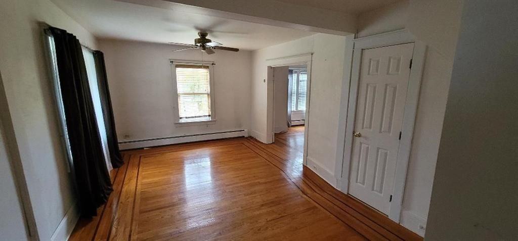 95 Grand Ave - Photo 3 of 11