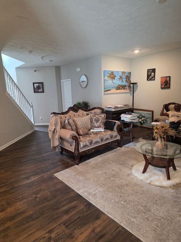 7743 Fairwood Blvd - Photo 2 of 28