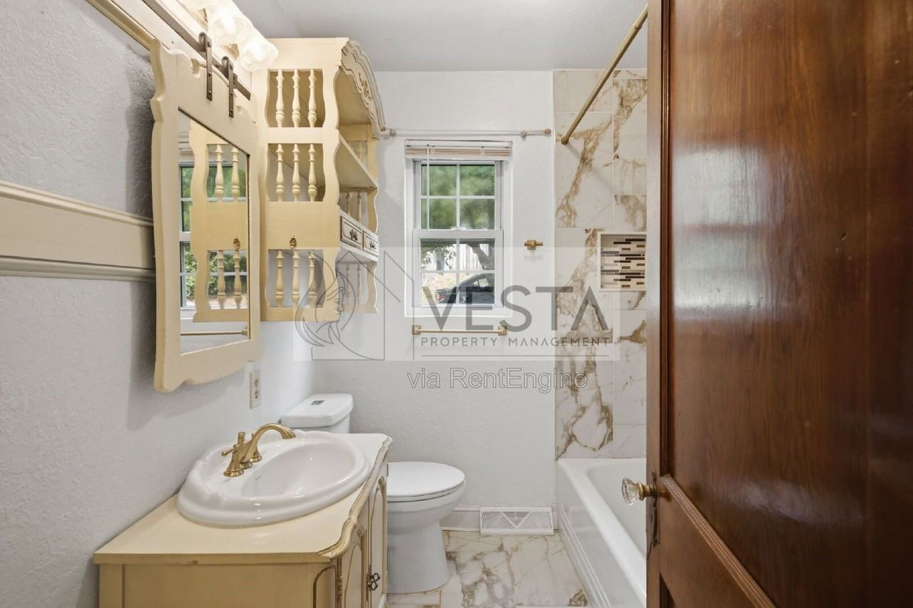 108 Patton Ave #1 - Photo 4 of 50