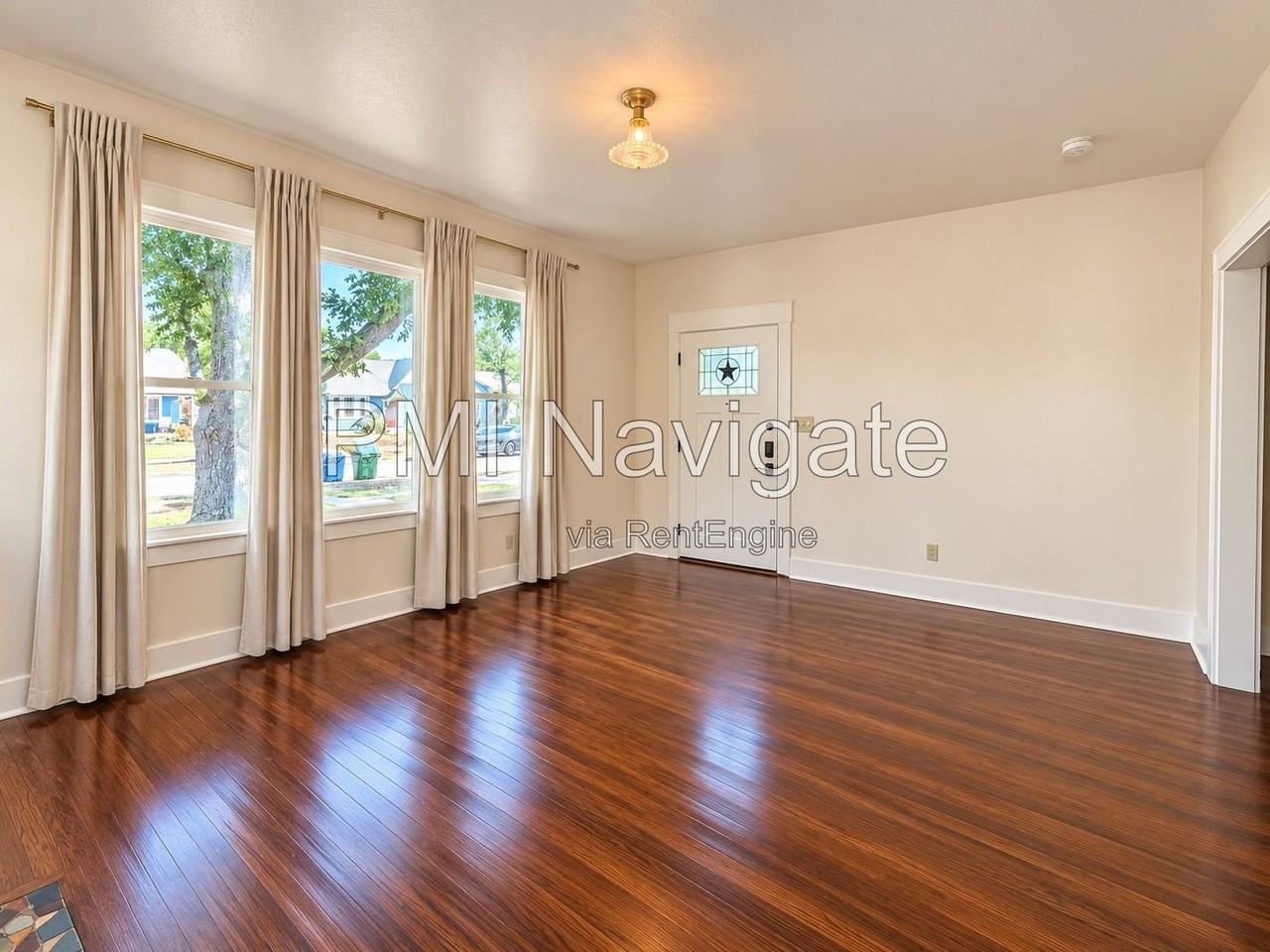1118 Mckinley Ave - Photo 2 of 19