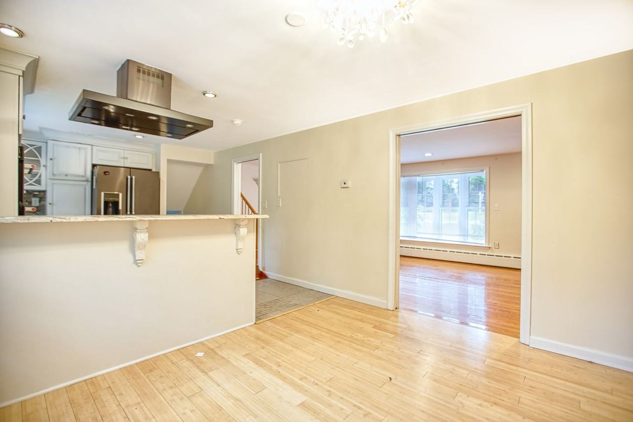 1040 Mountain Rd - Photo 7 of 30