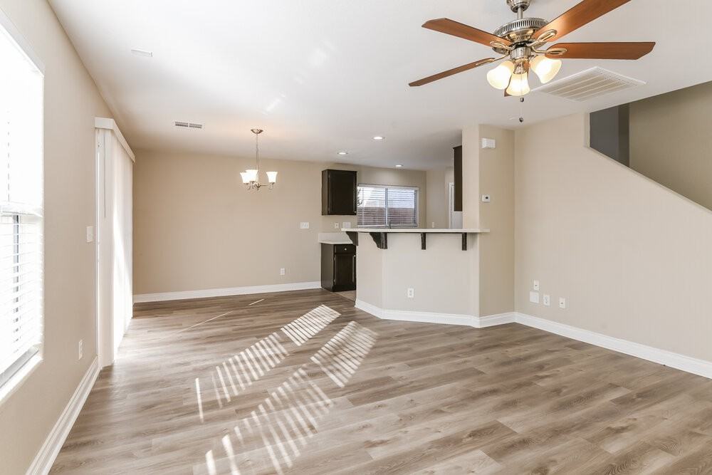 205 Del Cira Ave - Photo 5 of 17