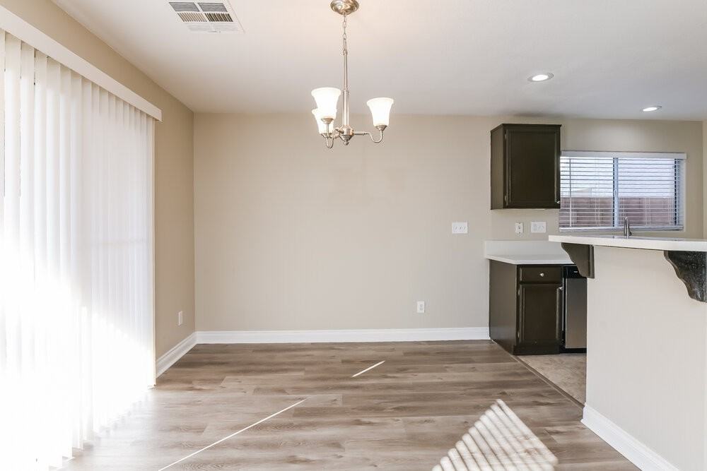 205 Del Cira Ave - Photo 6 of 17