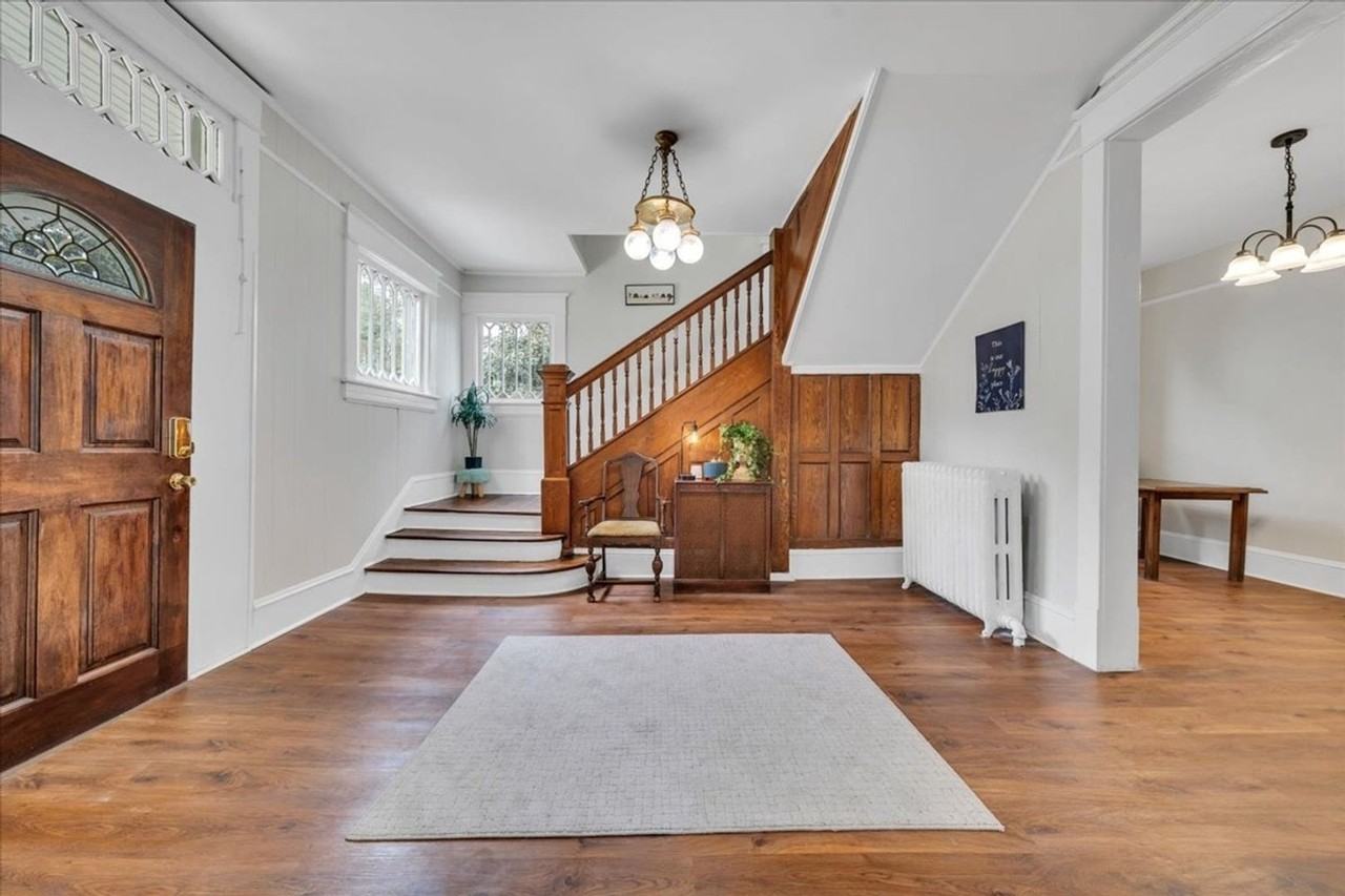 1338 Clarke Ave Sw - Photo 7 of 37