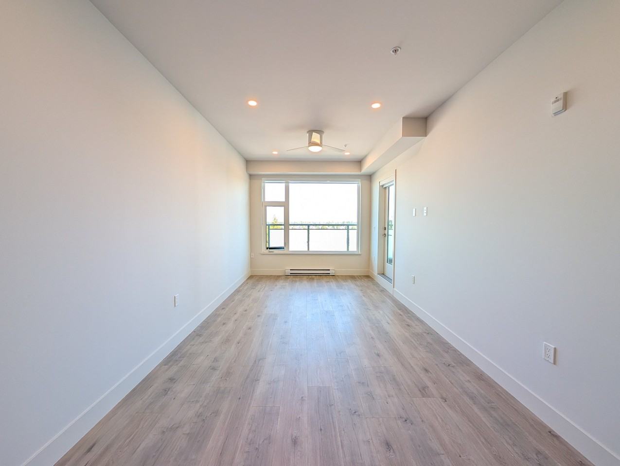 6479 Selma Avenue #601 - Photo 2 of 6