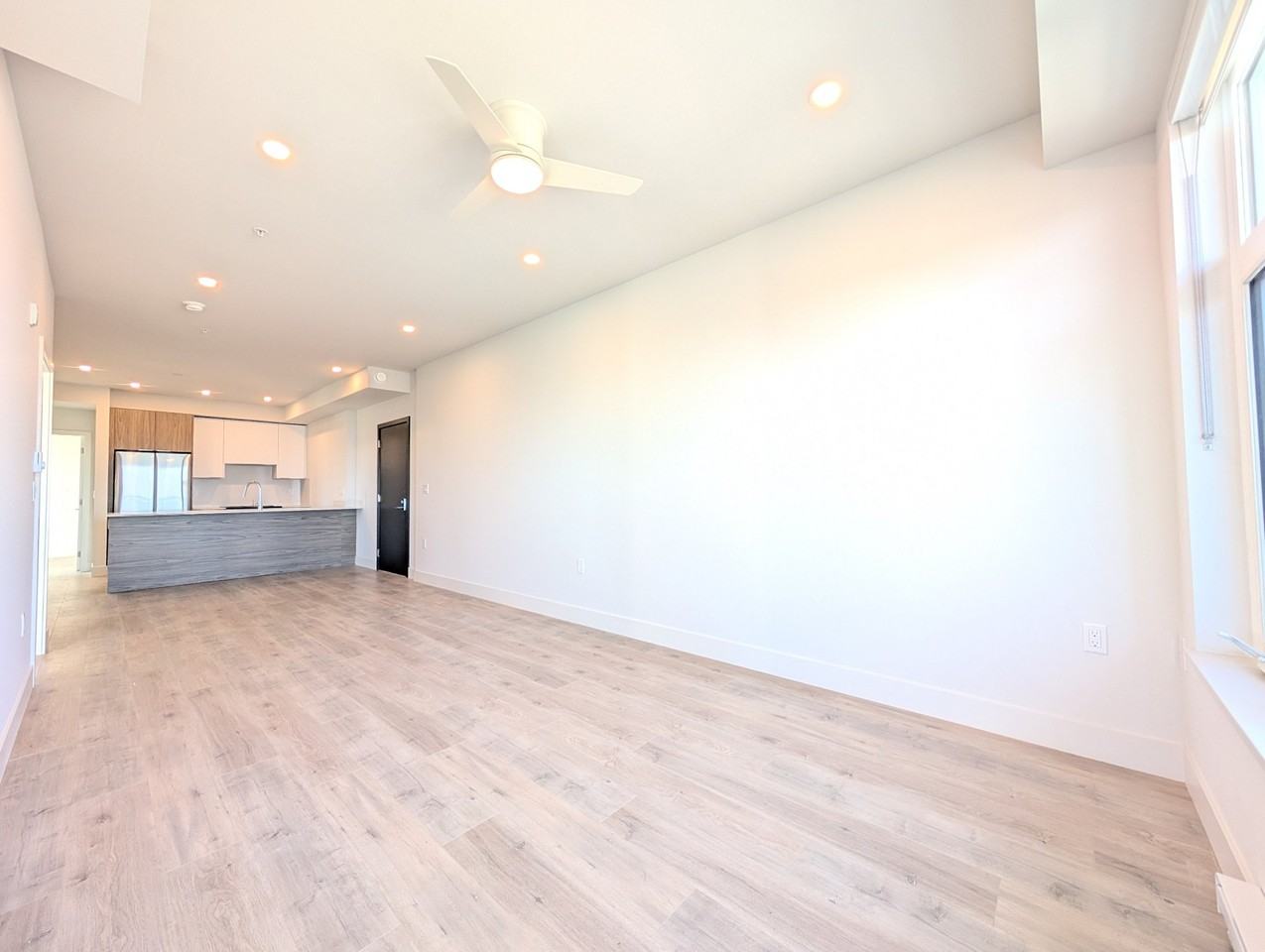 6479 Selma Avenue #601 - Photo 5 of 6