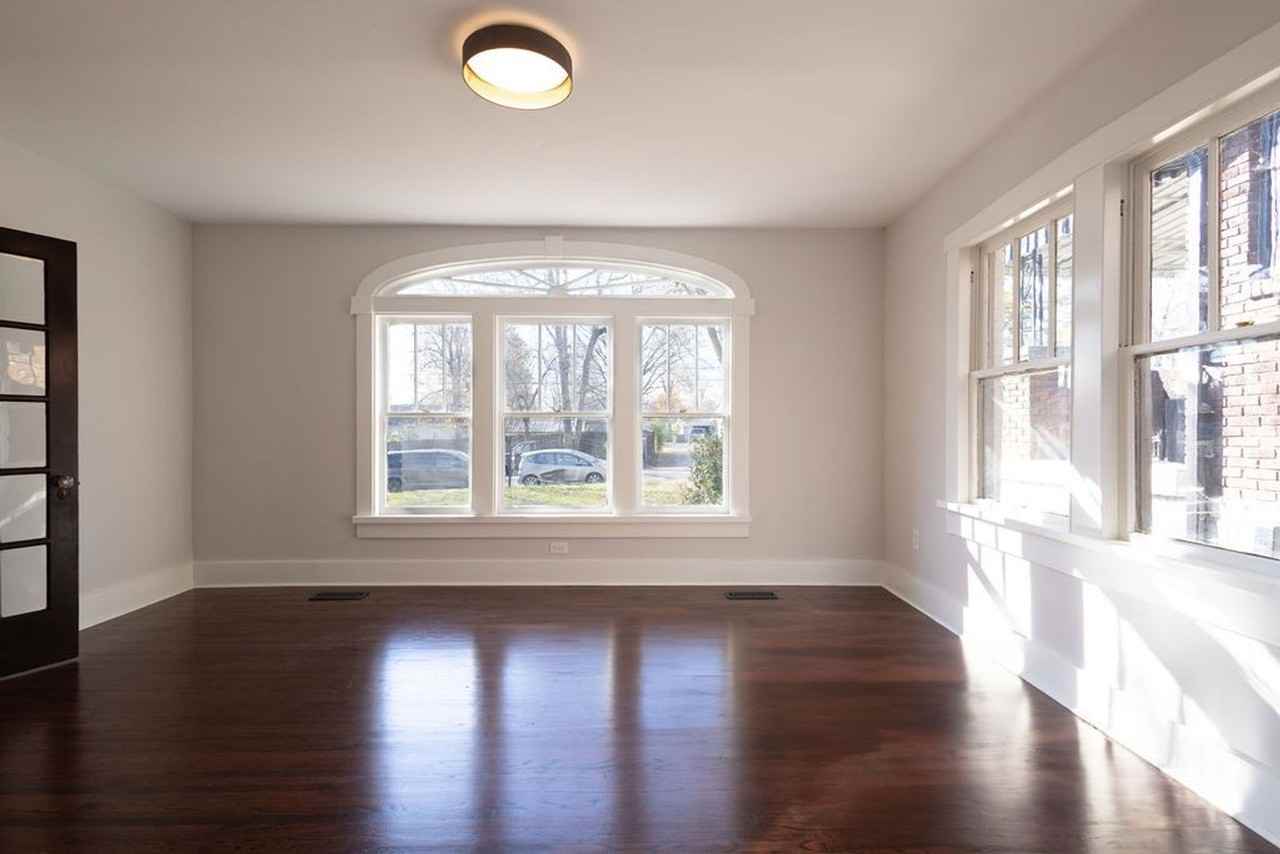 2025 Benjamin St - Photo 5 of 23