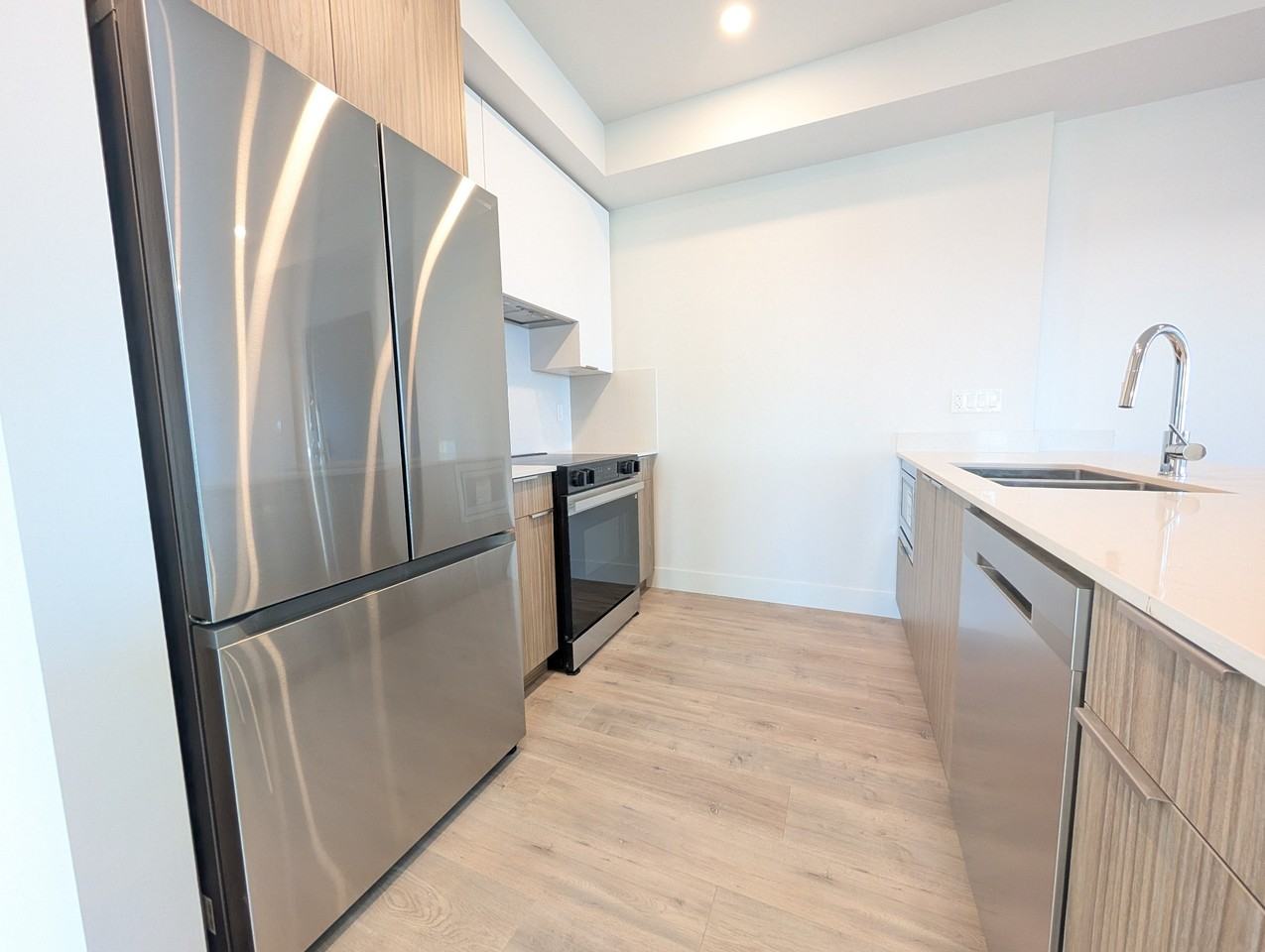 6479 Selma Avenue #601 - Photo 6 of 6