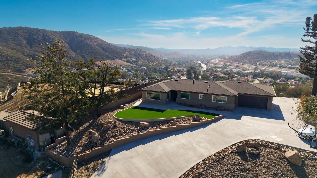 9414 Saddle Hill Rd - Photo 3 of 25