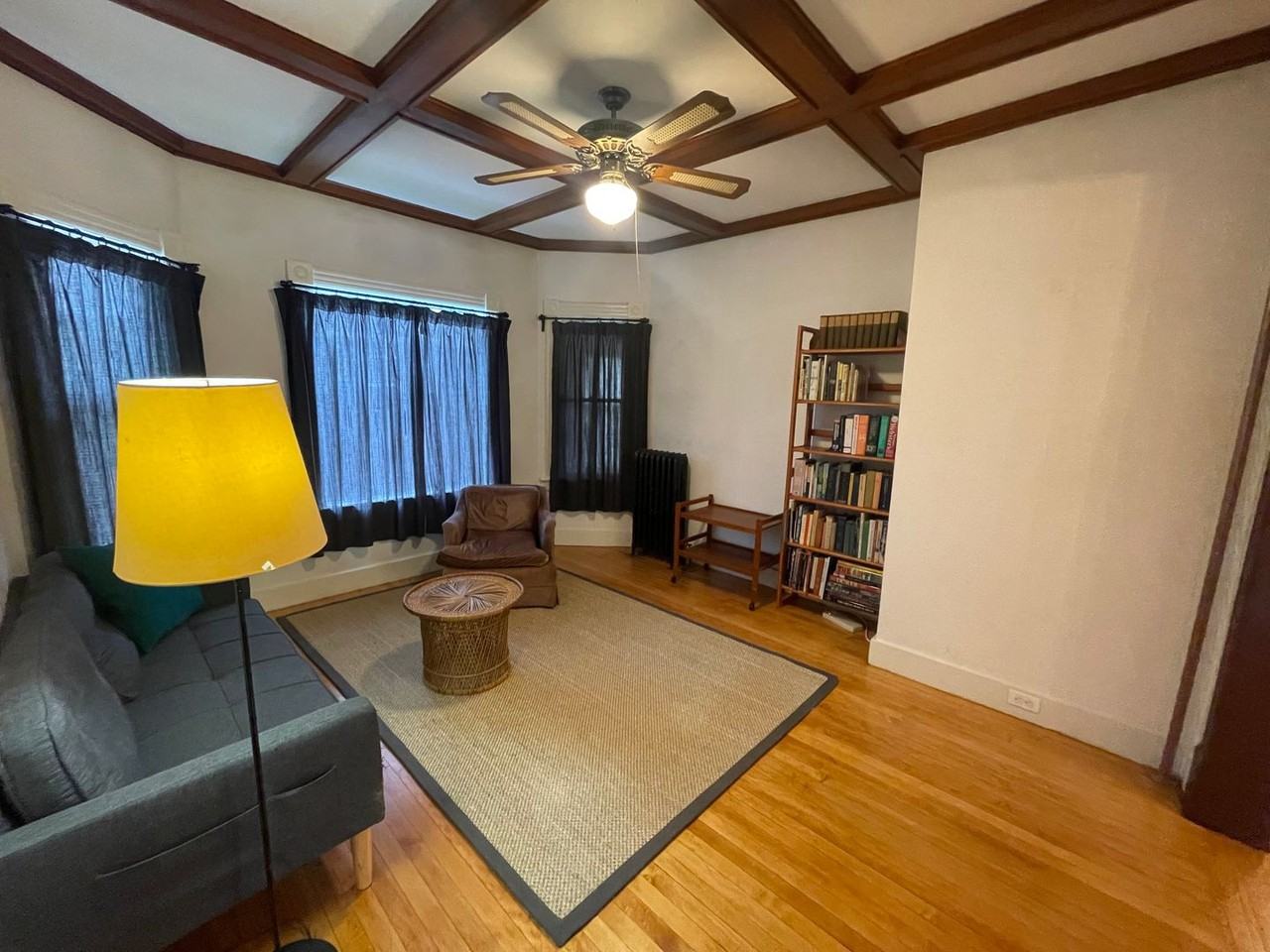 59 Kemp Ave - Photo 7 of 25