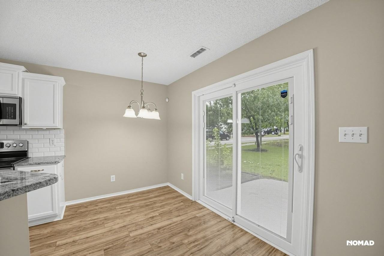 1019 Penncross Dr - Photo 5 of 23
