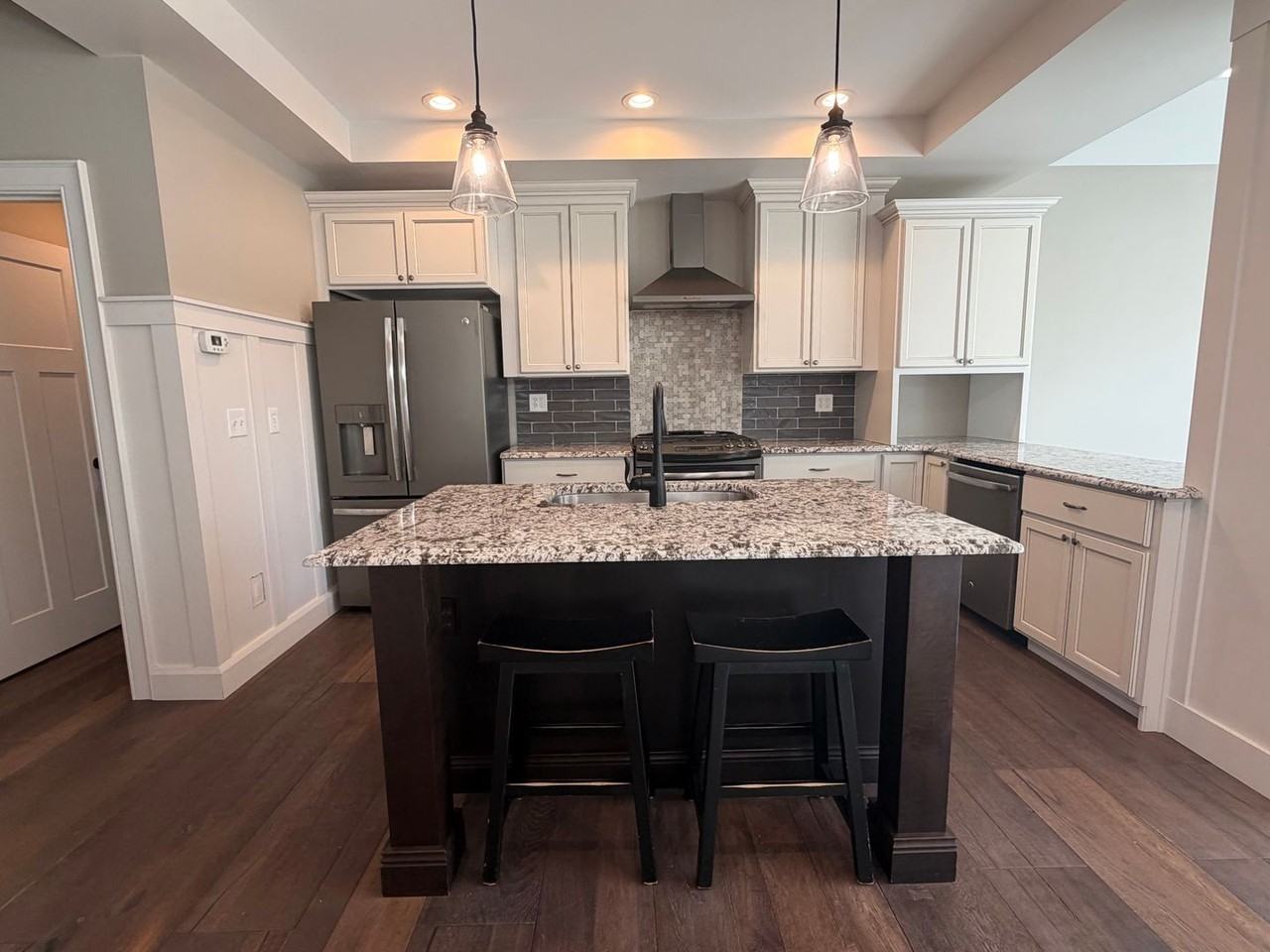 1032 Corum Cir - Photo 3 of 23