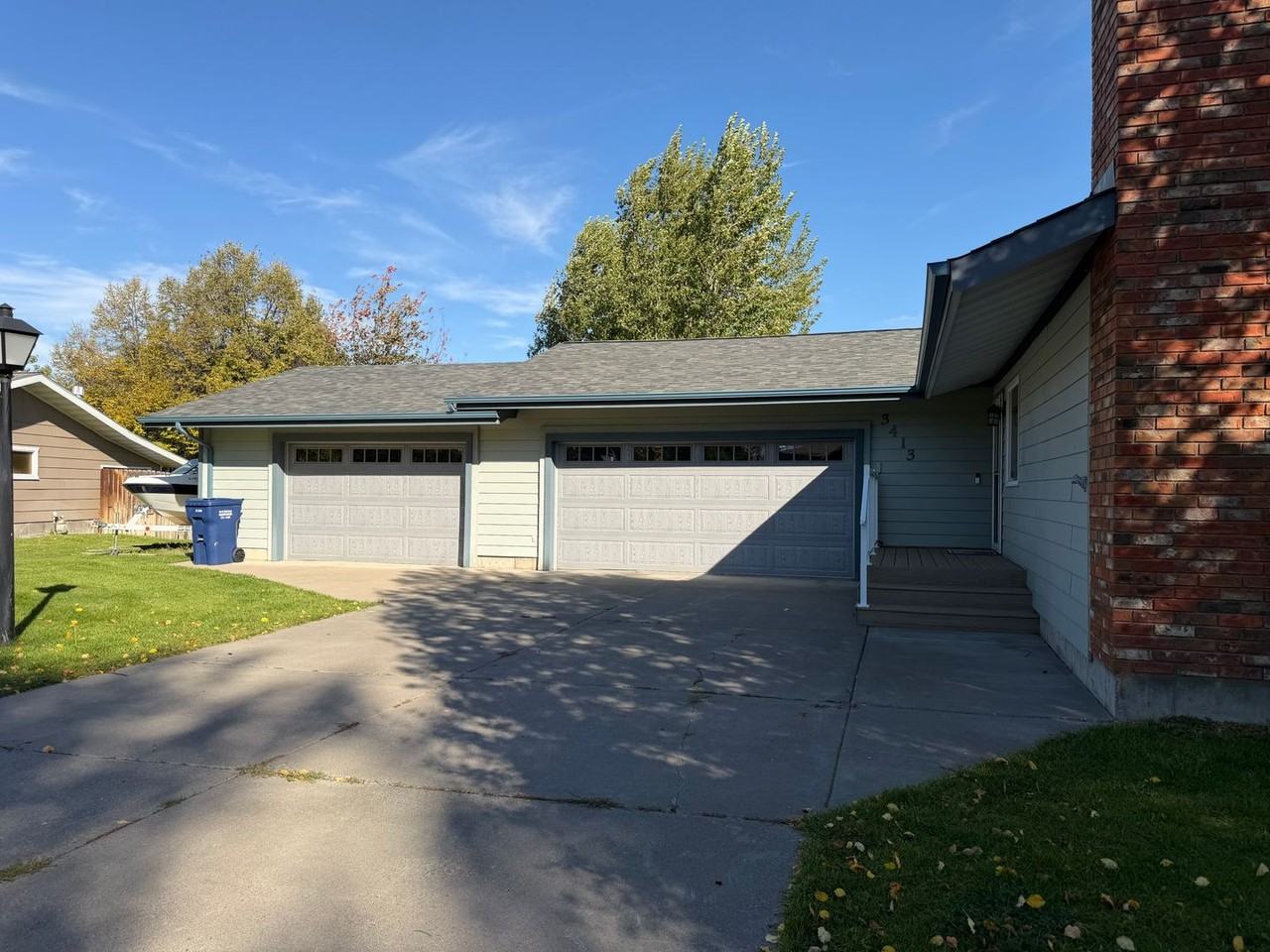 3413 Falcon Ct - Photo 3 of 28