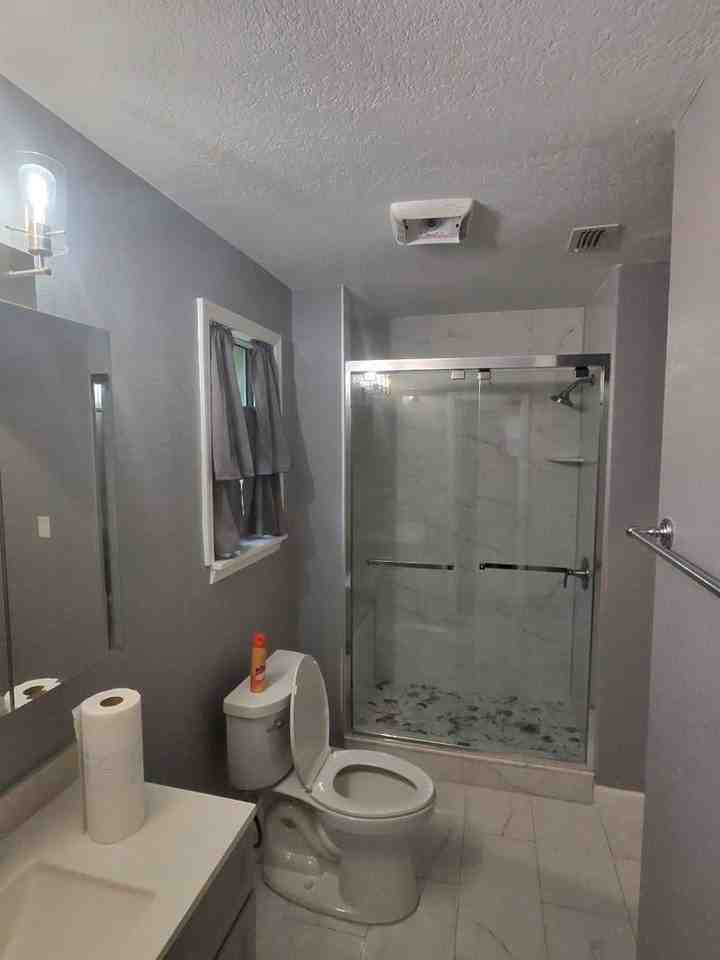 7325 Calvin St - Photo 4 of 14