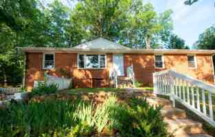 featured image of 1223 Cedar Hill Dr