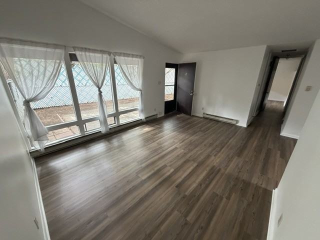 165 Belaire Dr #25 - Photo 3 of 40