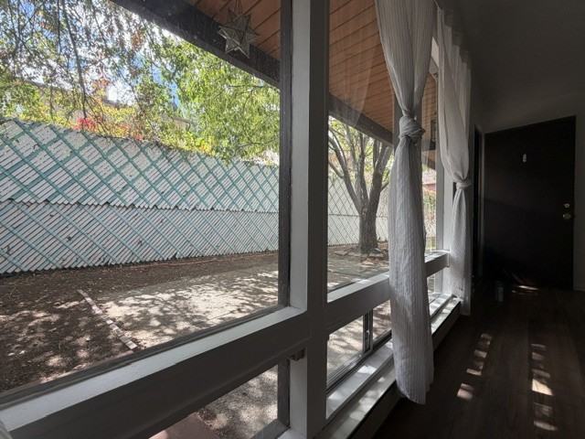165 Belaire Dr #25 - Photo 4 of 40